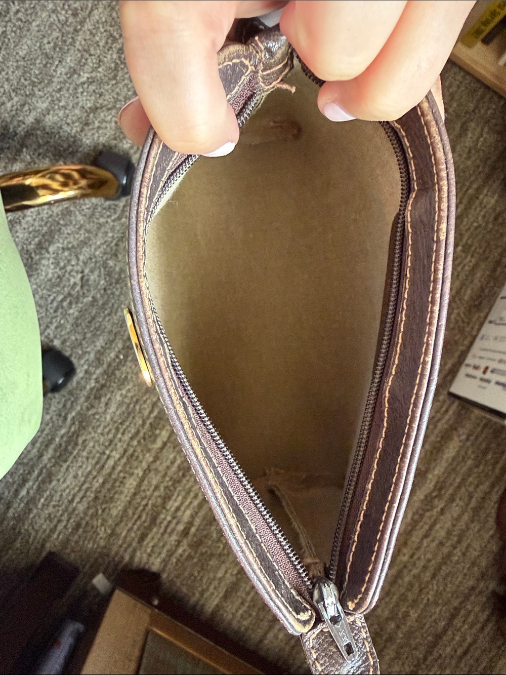 Gucci Pouch *Authentic* - Picture 5 of 7